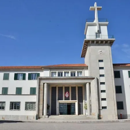 Hotel C.a. Seminario Torre D Aguilha
