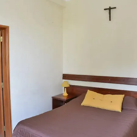 C.a. Seminario Torre D Aguilha Отель 2*